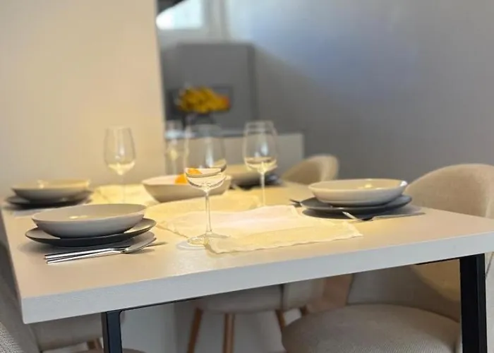 Stallure - Modern & Cozy Retreat Διαμέρισμα Σπλιτ